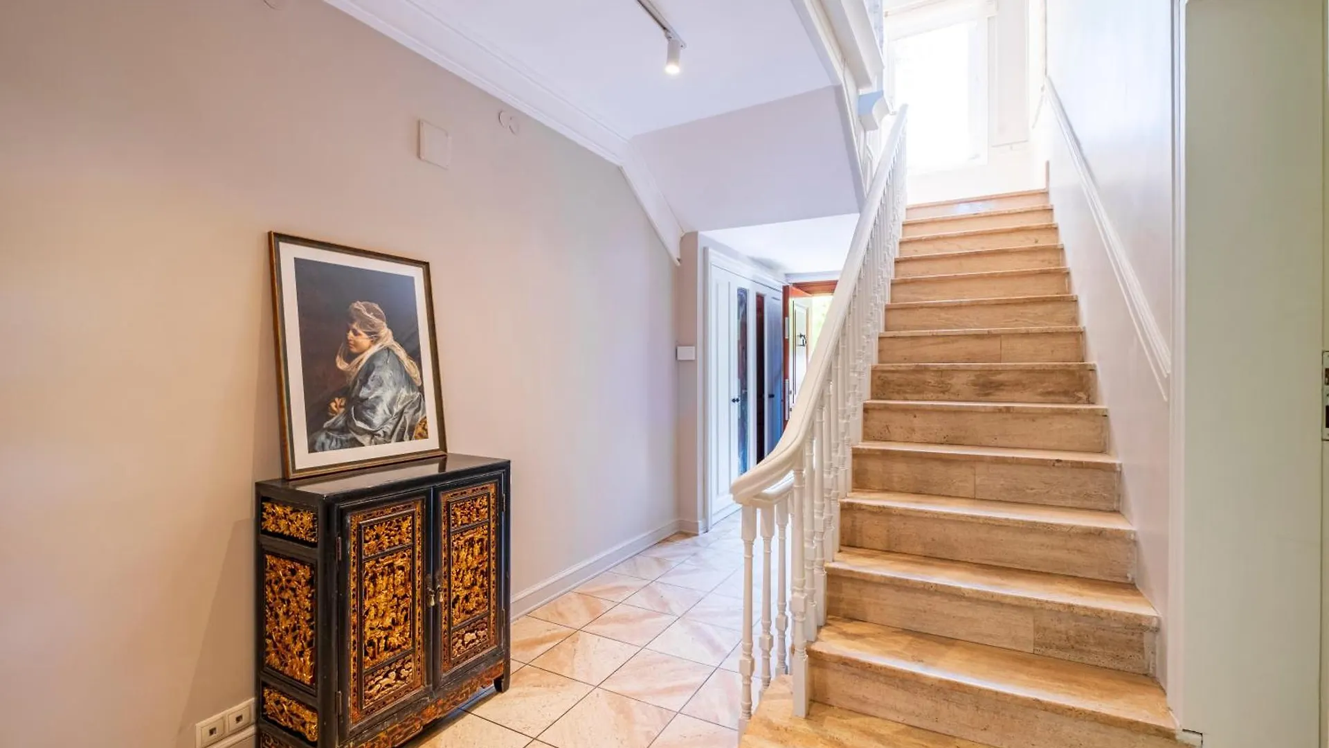 Homie Suites - A Majestic 4 Bedroom Villa Boasting A Private Garden And Terrace In Levent #83 伊斯坦布尔 土耳其