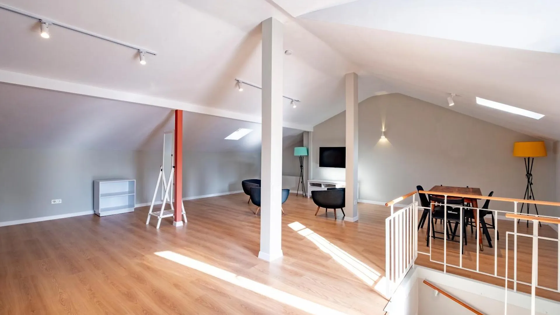 Apartment Homie Suites - A Majestic 4 Bedroom Villa Boasting A Private Garden And Terrace In Levent #83 Istanbul