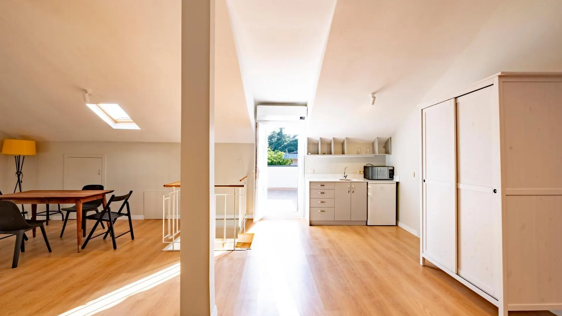 Homie Suites - A Majestic 4 Bedroom Villa Boasting A Private Garden And Terrace In Levent #83 Istanbul Apartament